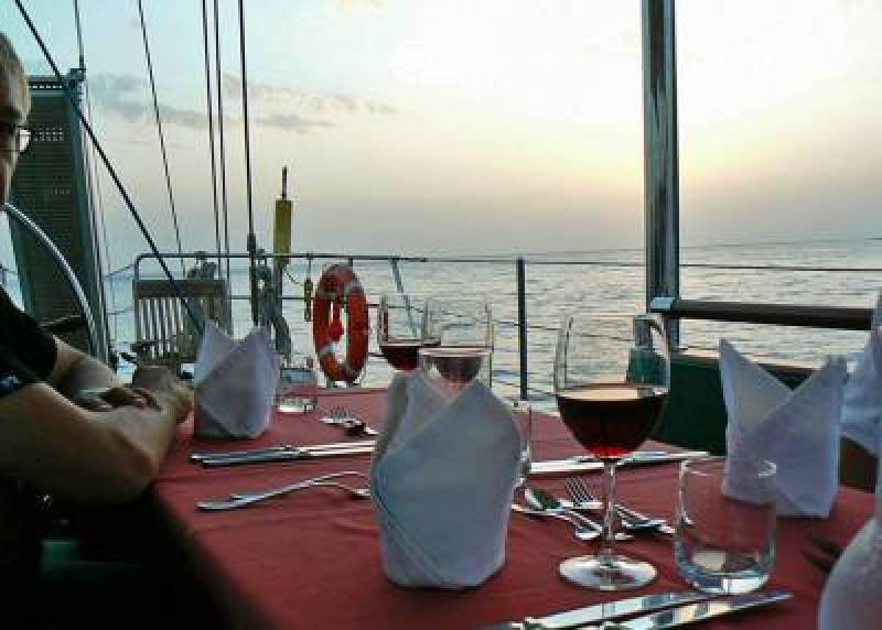 FEIERTAGE auf der KAIRÓS