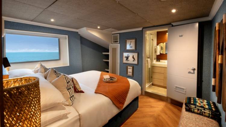 luxus-yacht-reise-galapagos_charterwelt-27.jpg