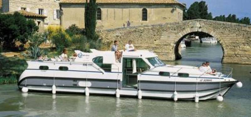 Hammer-Hausboot-Angebot