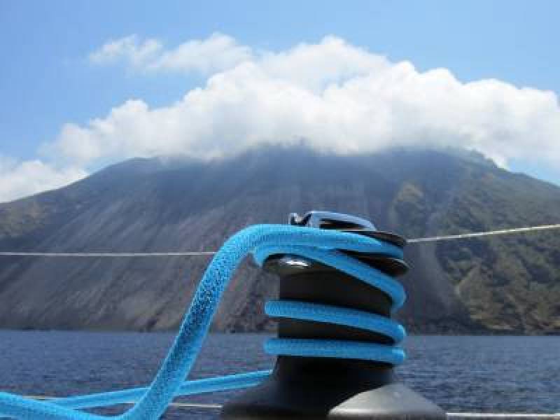 Last-Minute: Mitsegeln zu den Liparischen Inseln